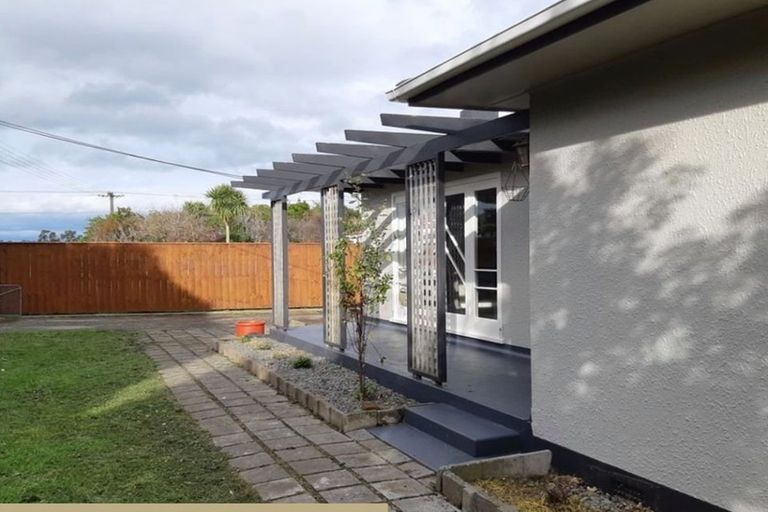 Photo of property in 82 Hedges Street, Sanson, 4817