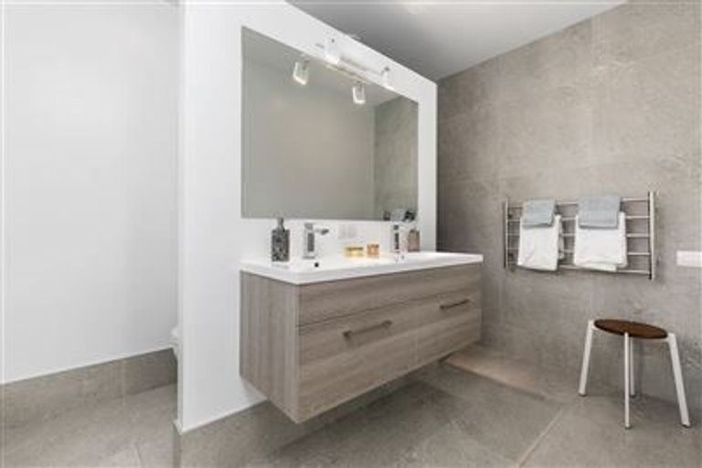 Photo of property in 60 Kings Avenue, Matua, Tauranga, 3110