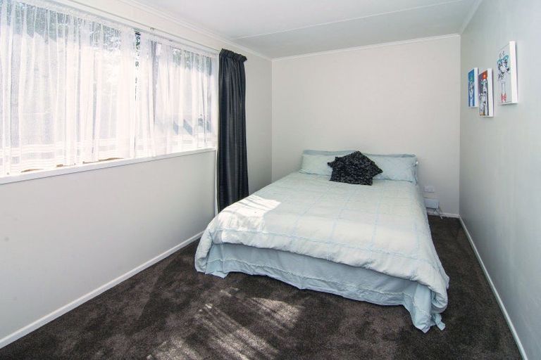 Photo of property in 25 Clifton Avenue, Carterton, 5713