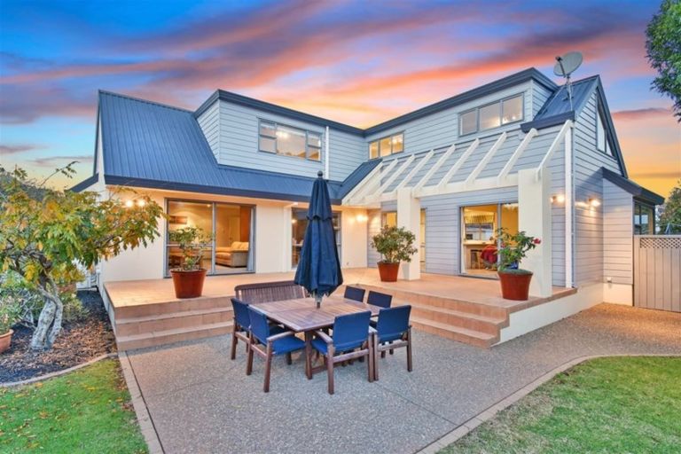 Photo of property in 29 Lemonwood Place, The Gardens, Auckland, 2105