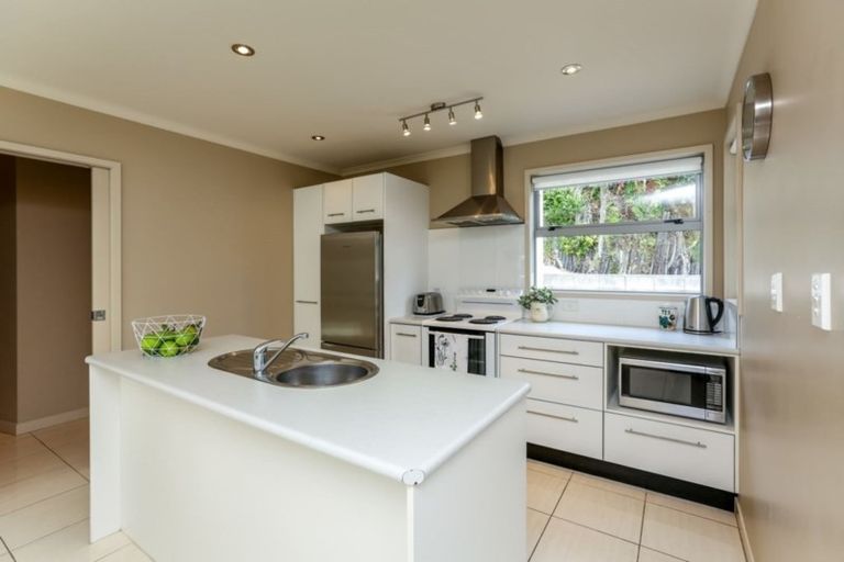 Photo of property in 32c Gilbert Street, New Plymouth, 4310