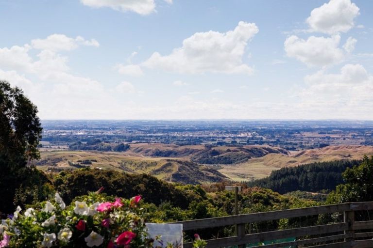 Photo of property in 104 Harrison Hill Road, Aokautere, Palmerston North, 4471