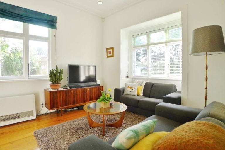 Photo of property in 29 Stafford Road, Northcote Point, Auckland, 0627