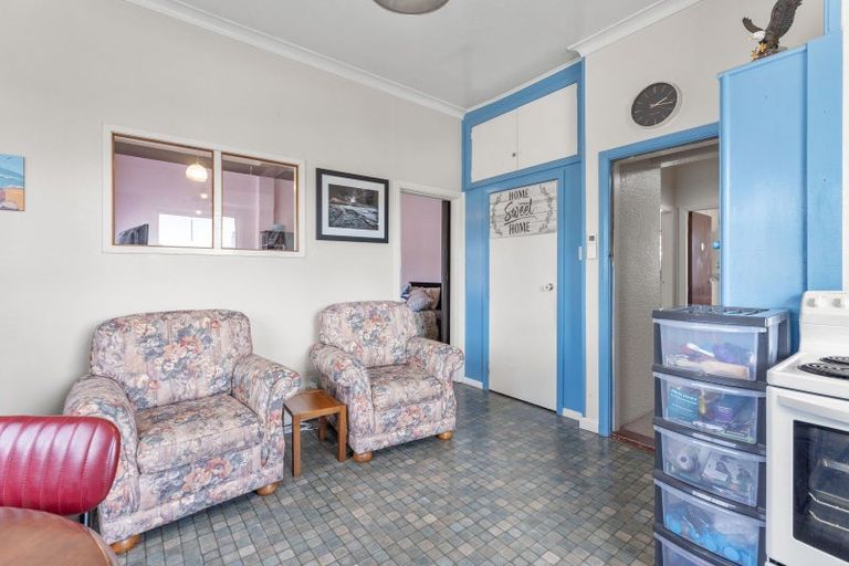 Photo of property in 645 Ferguson Street, Terrace End, Palmerston North, 4410