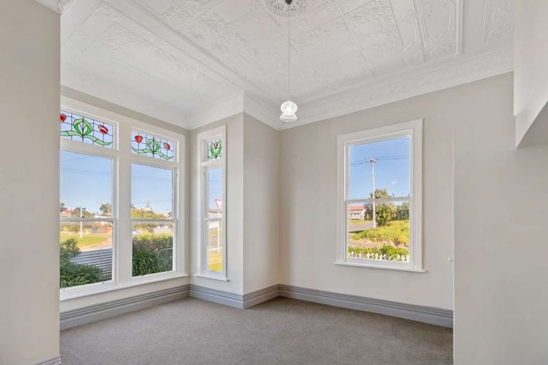 Photo of property in 20 Cambridge Street, Patea, 4520