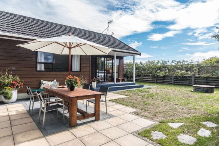 Photo of property in 27c Ratanui Road, Paraparaumu, 5032