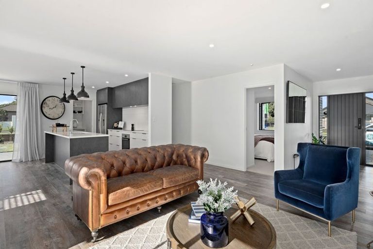 Photo of property in 255 Parklands Avenue, Bell Block, New Plymouth, 4312