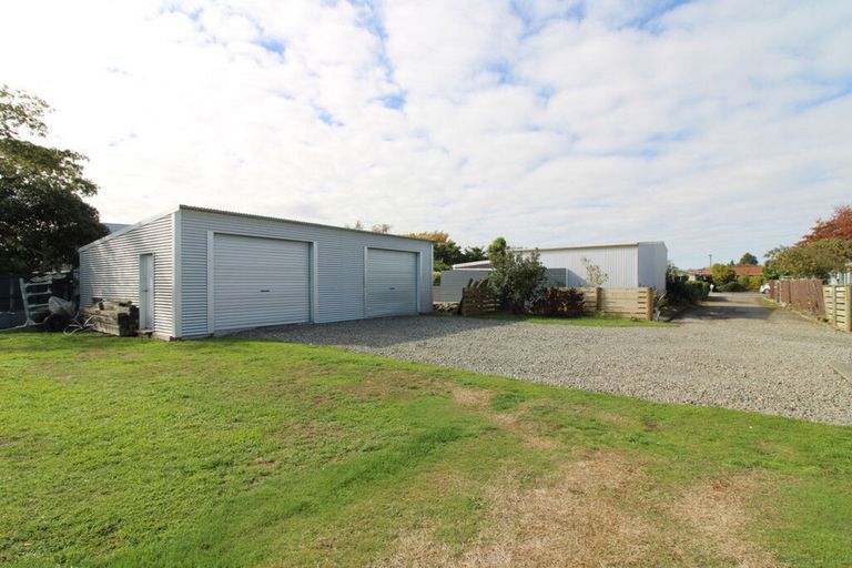 Photo of property in 7 Chisholm Place, Carterton, 5713
