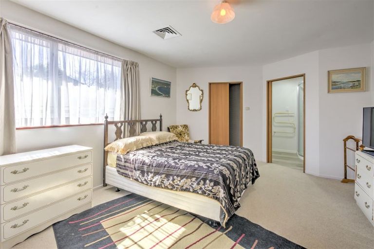 Photo of property in 4 Stanton Place, Woodend, 7610