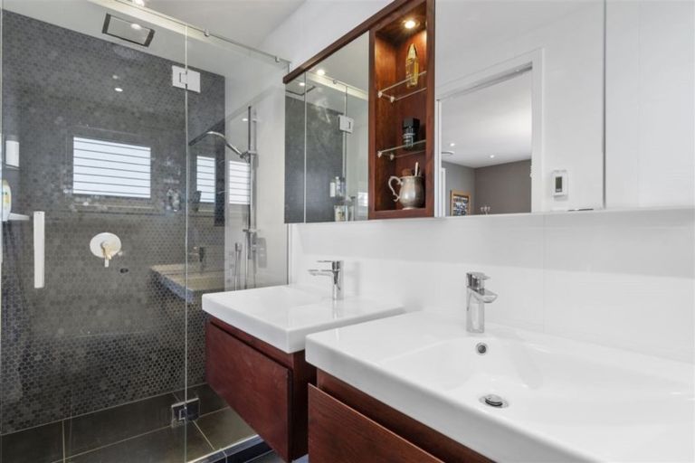 Photo of property in 43b Bayswater Avenue, Bayswater, Auckland, 0622