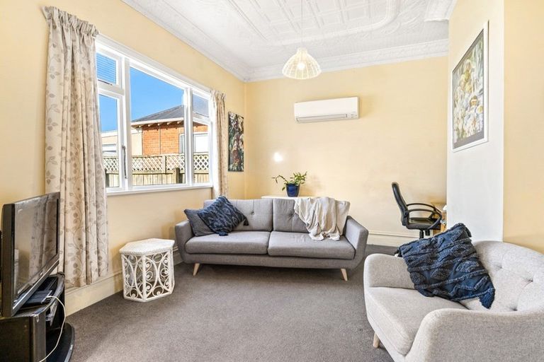 Photo of property in 5 Nile Street, Saint Clair, Dunedin, 9012