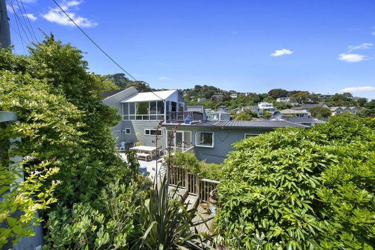 Photo of property in 2b Cherry Grove, Strathmore Park, Wellington, 6022