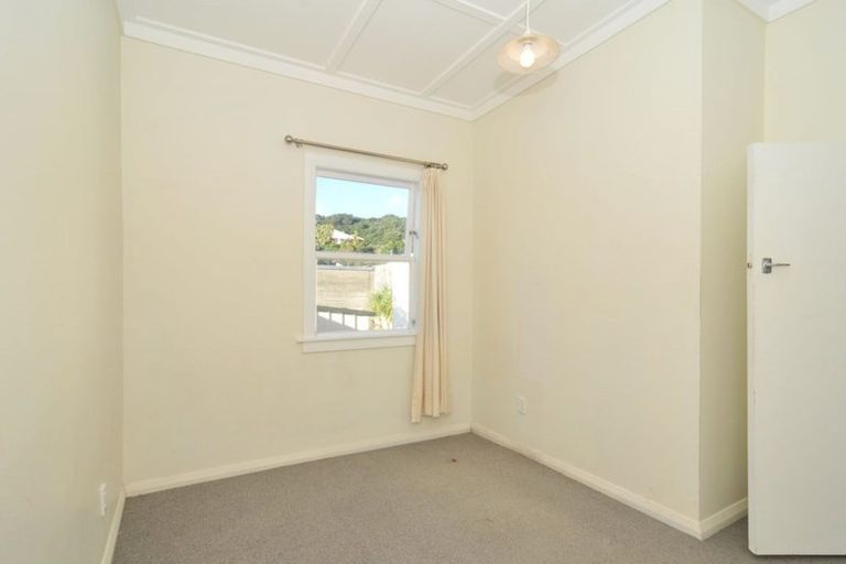 Photo of property in 299 Mansfield Street, Newtown, Wellington, 6021