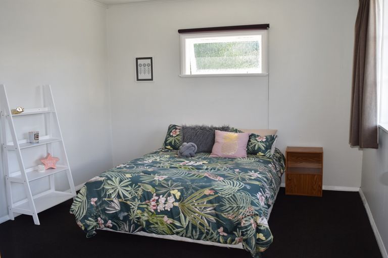 Photo of property in 7b Johnstone Street, Masterton, 5810