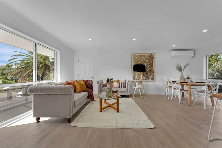 Photo of property in 39 Glynnbrooke Street, Te Atatu South, Auckland, 0610