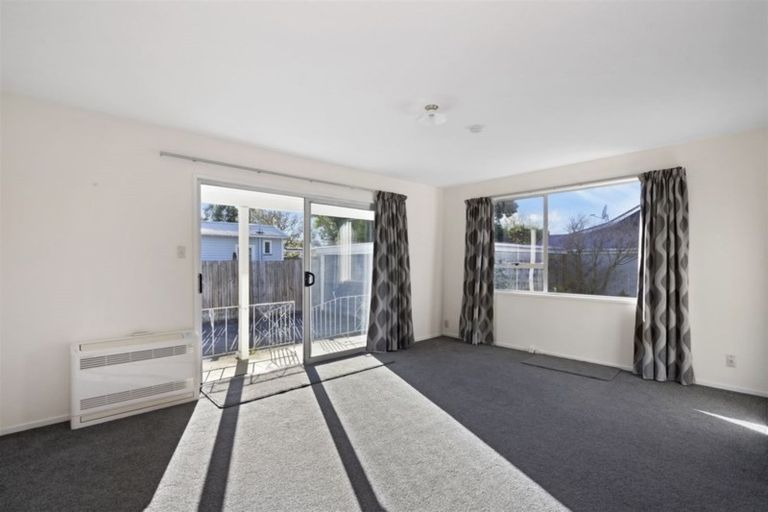 Photo of property in 2/42 Saint Martins Road, Saint Martins, Christchurch, 8022