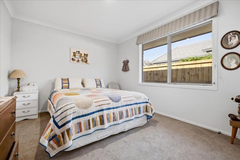 Photo of property in 11 Allington Place, Bethlehem, Tauranga, 3110