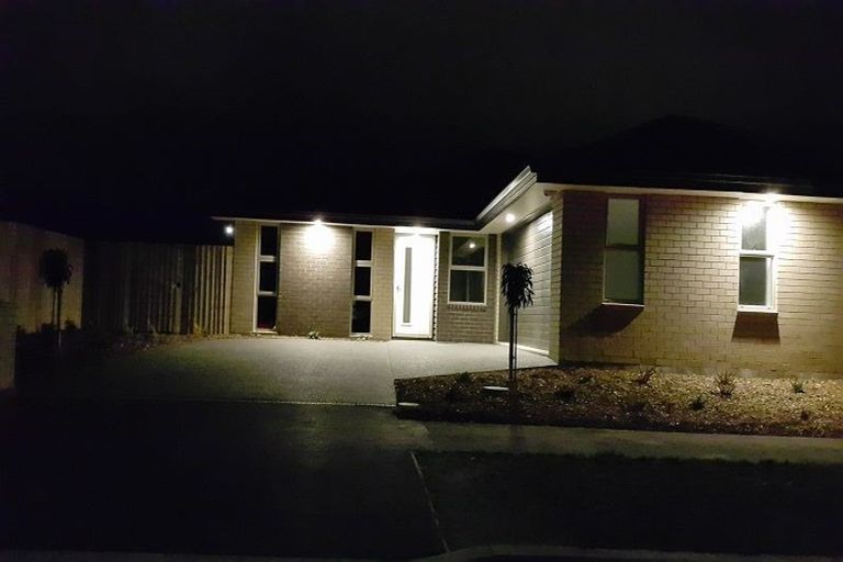 Photo of property in 14 Bradwell Crescent, Halswell, Christchurch, 8025