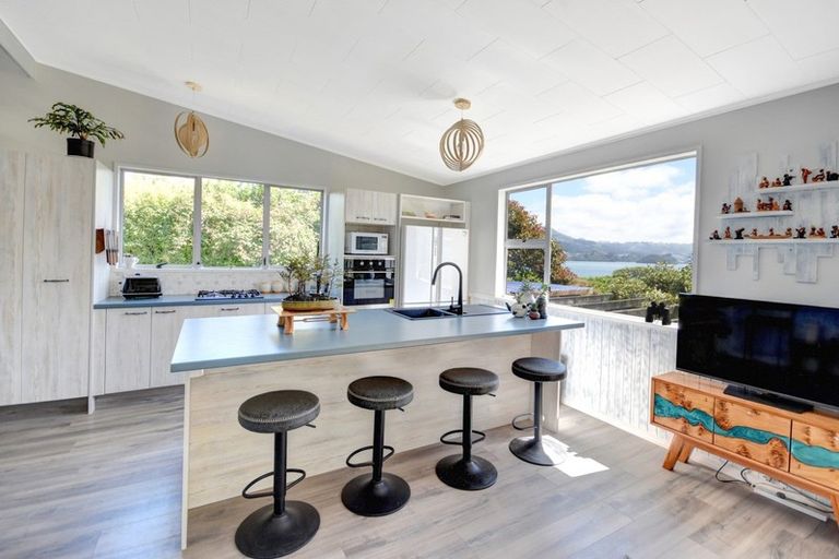 Photo of property in 17 Virginia Avenue, Broad Bay, Dunedin, 9014