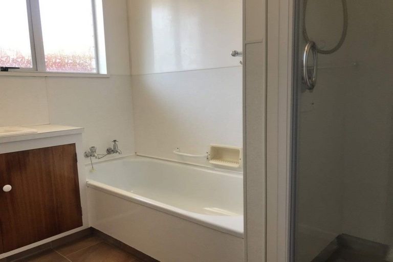 Photo of property in 2/9 Lagan Street, Belfast, Christchurch, 8051