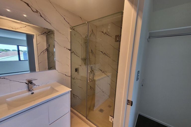 Photo of property in 23a Rogers Road, Manurewa, Auckland, 2102