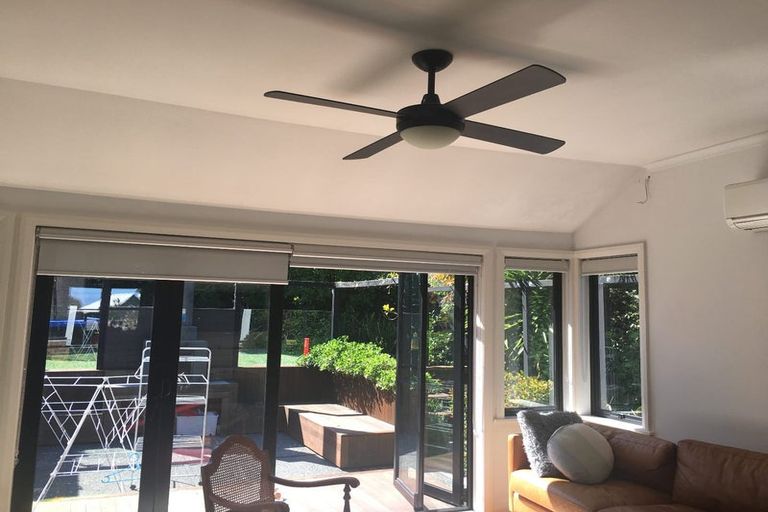 Photo of property in 261 Lake Road, Belmont, Auckland, 0622