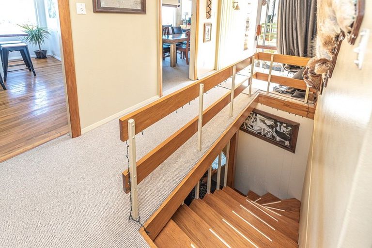 Photo of property in 104 Mount View Road, Bastia Hill, Whanganui, 4500