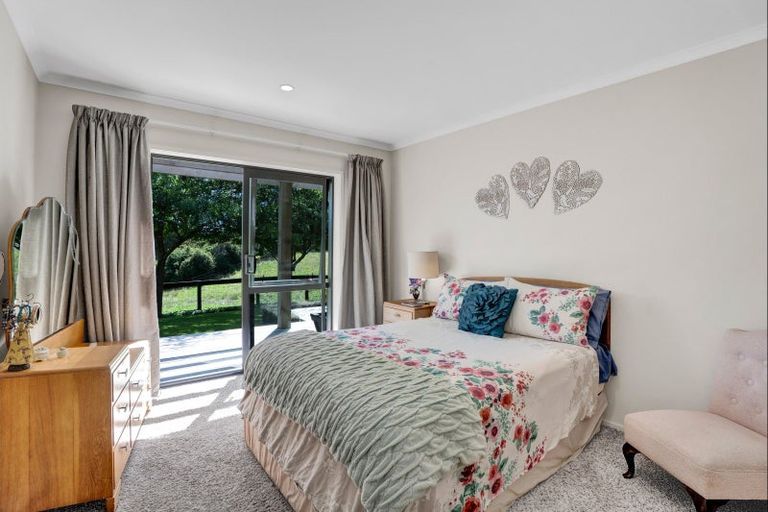 Photo of property in 88 Te Arei Road, Lepperton, New Plymouth, 4373