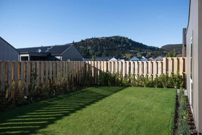 Photo of property in 60 Mount Linton Avenue, Wanaka, 9305