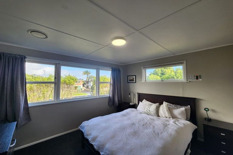 Photo of property in 1 Thames Place, Pukekohe, 2120