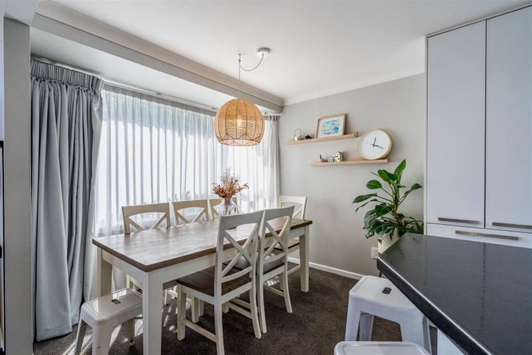 Photo of property in 15 Weka Street, Waikiwi, Invercargill, 9810