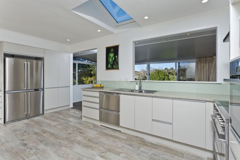 Photo of property in 48 Lynden Avenue, Hillcrest, Auckland, 0627