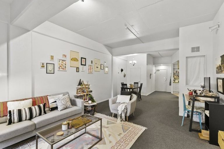 Photo of property in Lexington Apartments, 33f Hania Street, Mount Victoria, Wellington, 6011