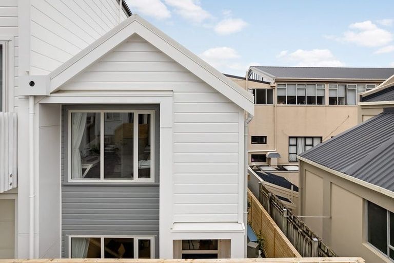 Photo of property in 14/30 Pirie Street, Mount Victoria, Wellington, 6011