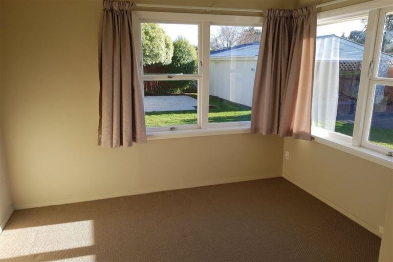 Photo of property in 19 Dunster Street, Burnside, Christchurch, 8053