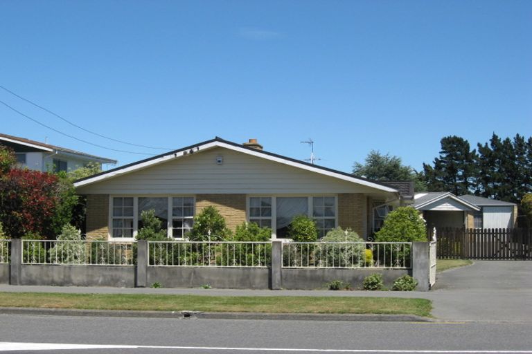 Photo of property in 431 Avonhead Road, Avonhead, Christchurch, 8042