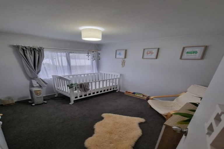 Photo of property in 3/125a Birkdale Road, Birkdale, Auckland, 0626