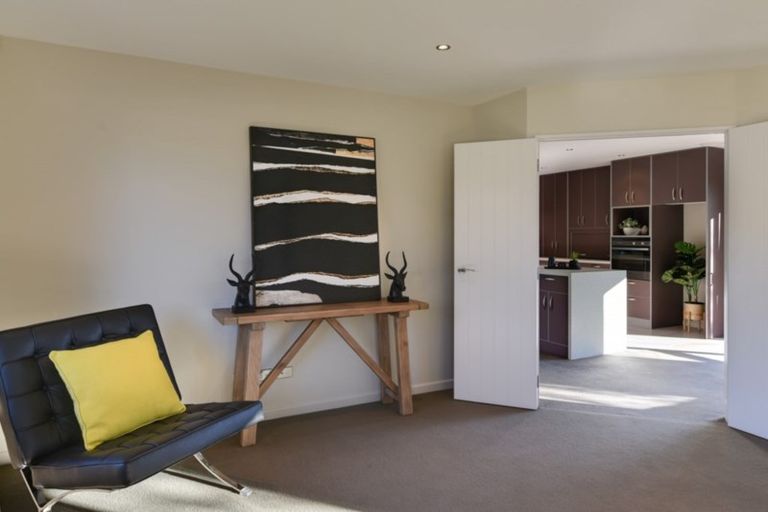 Photo of property in 42 Erskine Street, Lake Hayes, Queenstown, 9304