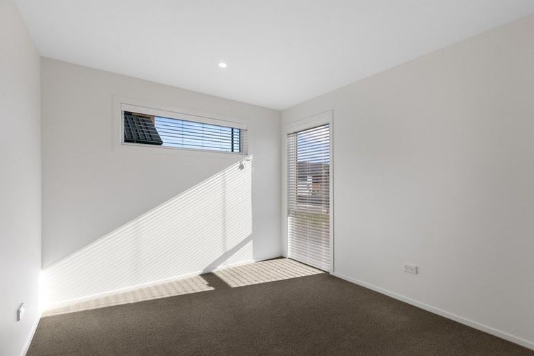 Photo of property in 9 Evergreen Parade, Rosehill, Papakura, 2113