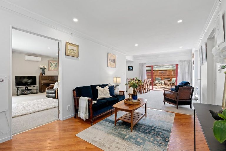 Photo of property in 1 Longfellow Street, Leamington, Cambridge, 3432