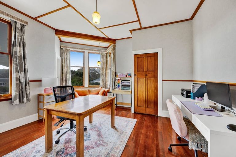 Photo of property in 68 Collins Street, Hawera, 4610