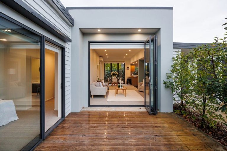 Photo of property in 18a East Street, Terrace End, Palmerston North, 4410