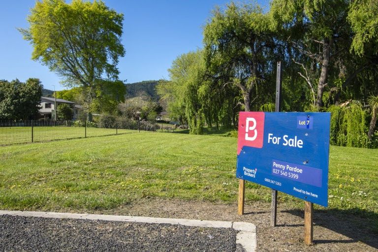 Photo of property in 17 Oswald Street, Mangapapa, Gisborne, 4010