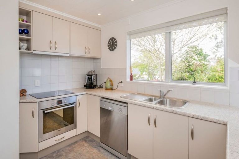 Photo of property in 4a Millvale Street, Waikanae, 5036