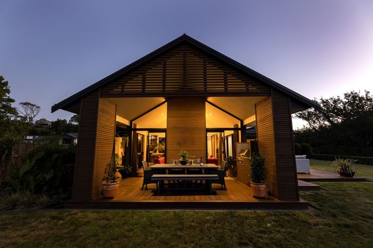 Photo of property in 10 Pike Place, Ferndale, New Plymouth, 4310