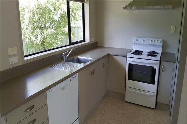 Photo of property in 33 Roto Street, Hurdon, New Plymouth, 4310