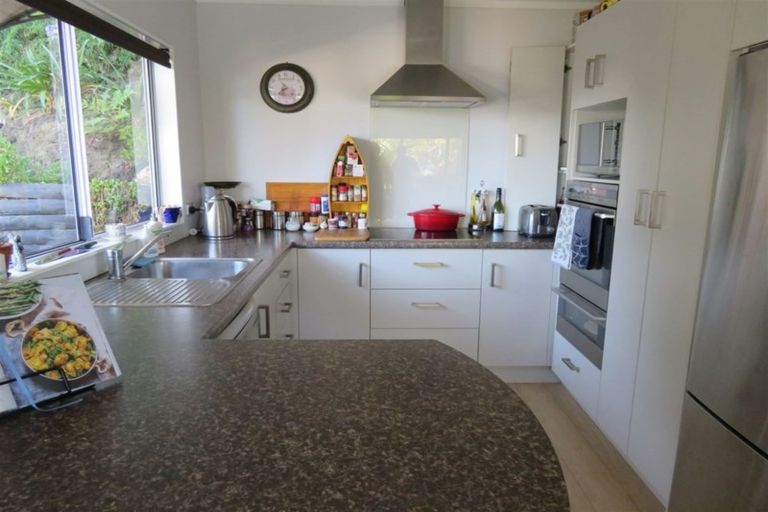 Photo of property in 394 Thames Coast Road, Thornton Bay, Thames, 3575