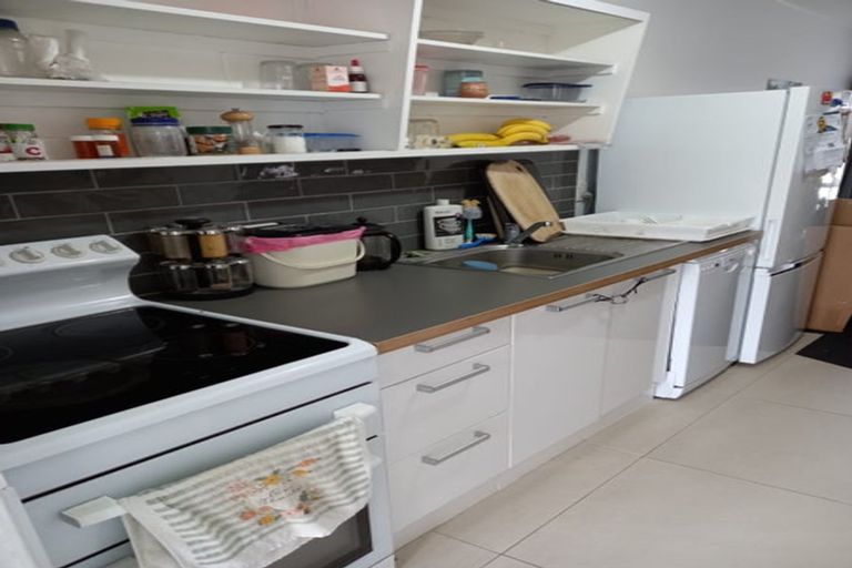 Photo of property in 50 Parker Avenue, New Lynn, Auckland, 0600