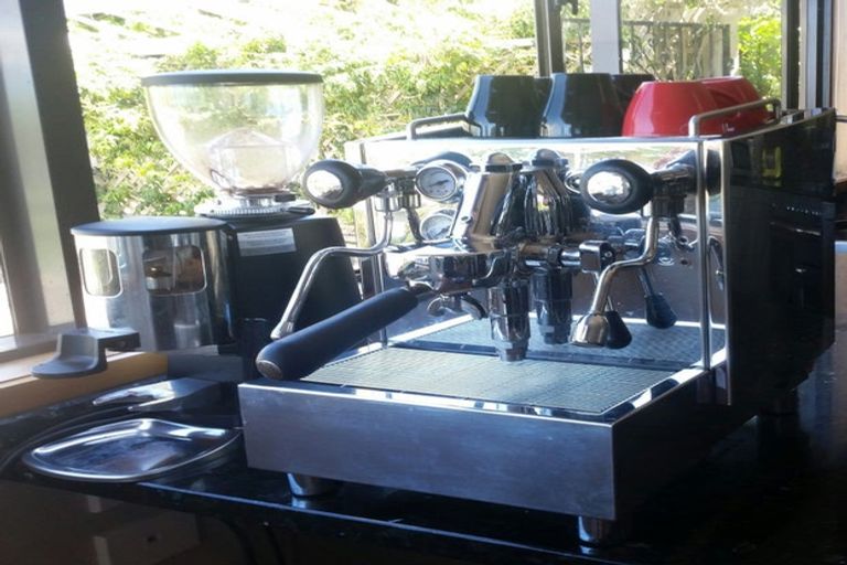 Photo of property in 144 Wade River Road, Wade Heads, Whangaparaoa, 0932