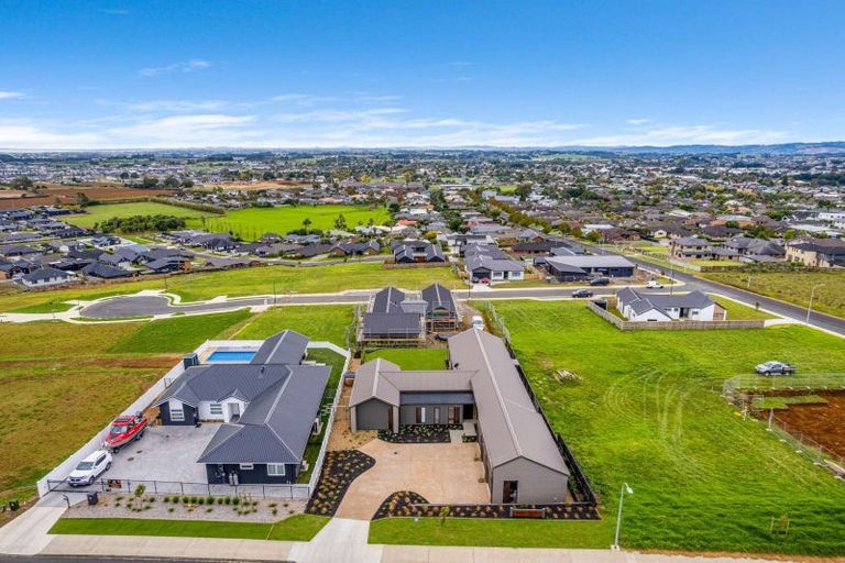 Photo of property in 293 Kitchener Road, Pukekohe, 2120